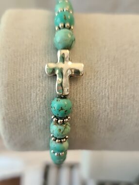 Hand Crafted Turquoise Bead Bracelet with Silver Cross